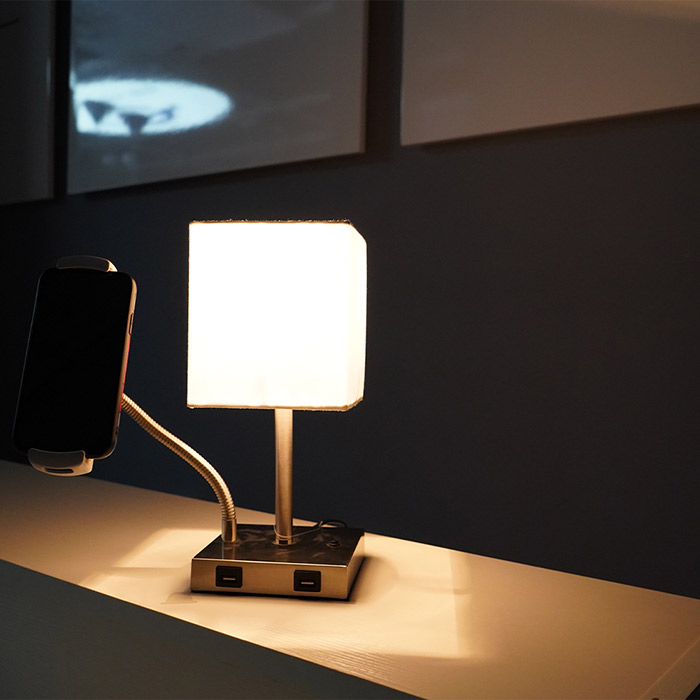 How Does a Cloth Table Lamp Enhance Home Ambiance and Functionality?